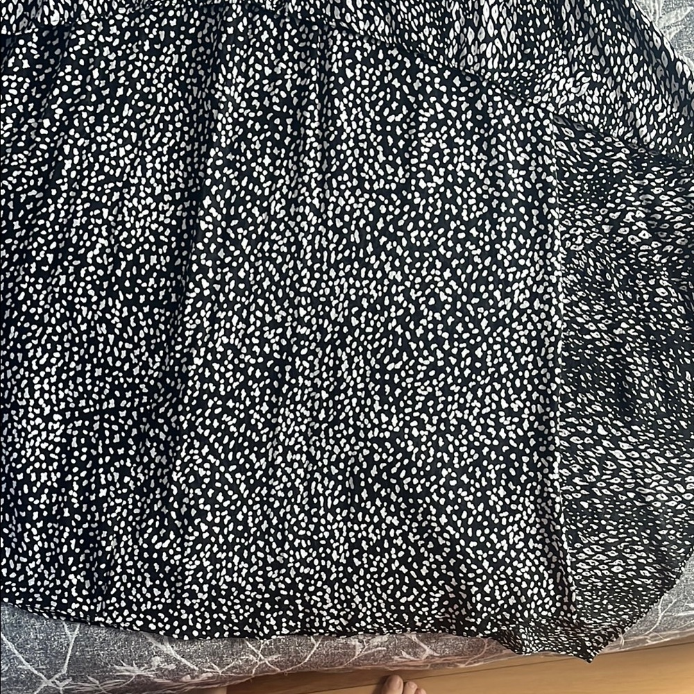 Stylish Black and White Women's Skirt